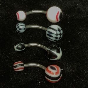 4 belly button rings